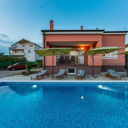 וילה Solis Zadarvillas