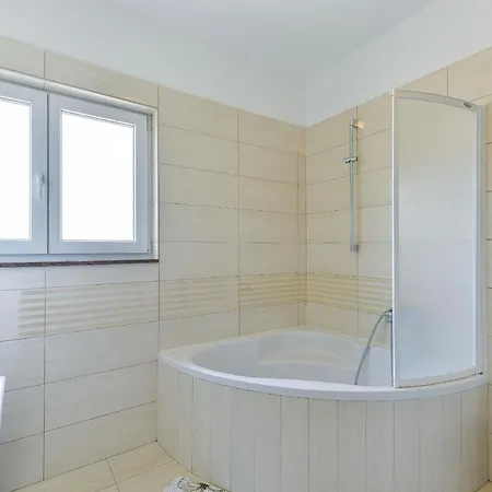 Solis Zadarvillas * ザダル