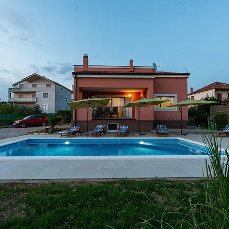 Solis Zadarvillas ヴィラ