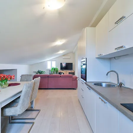 ヴィラ Solis Zadarvillas