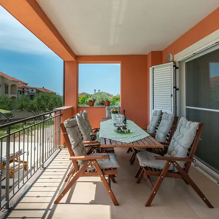 Solis Zadarvillas
