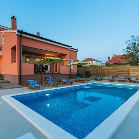 וילה Solis Zadarvillas זאדאר